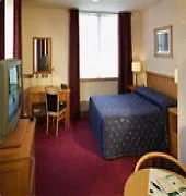 Hotell Isaacs 3*